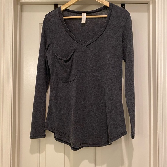 EUC Altar’d State Long Sleeve Tee, Small - Picture 2 of 5